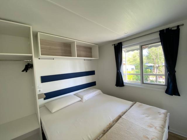 Mobile-home's bedroom
