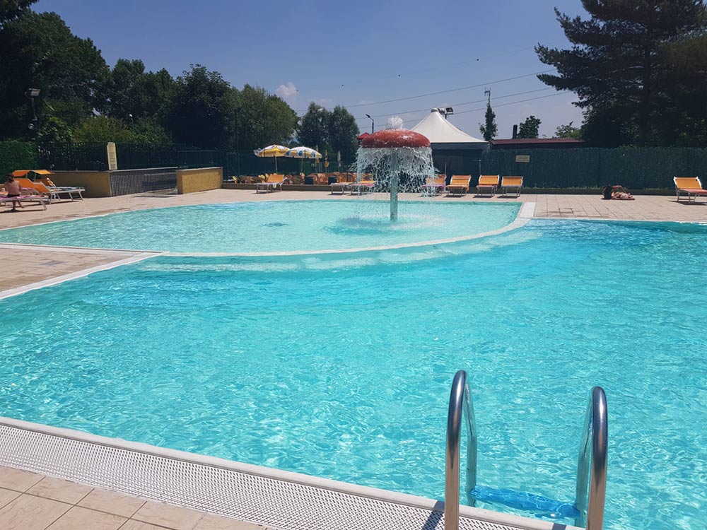 Montorfano Campsite with Restaurant and Pool | Camping Montorfano